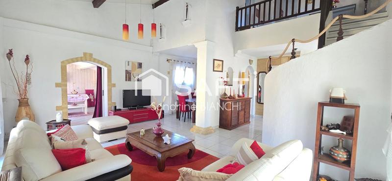 Maison - 150 m² - 7 pièces