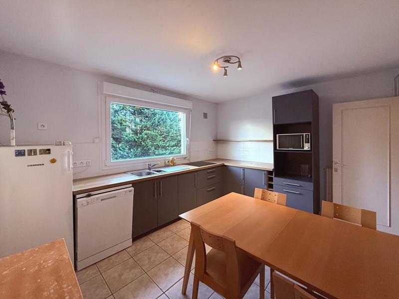 Appartement - 102 m² - 5 pièces