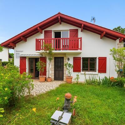 Maison - 160 m² - 6 pièces