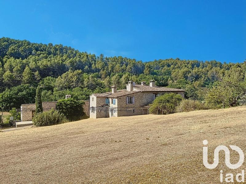 Maison - 350 m² - 11 pièces