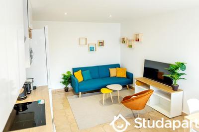 Chambre - 13 m² - 1 pièce