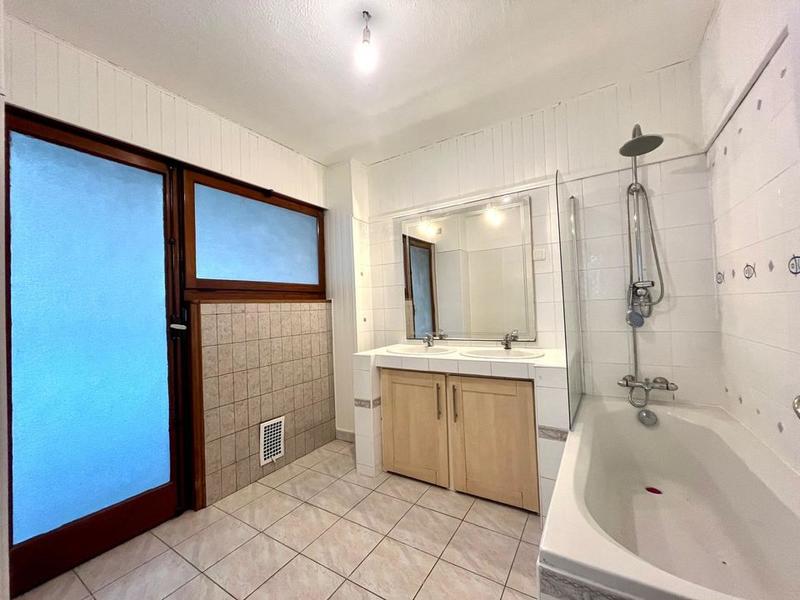 Appartement - 74 m² - 3 pièces