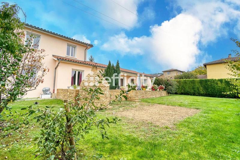 Villa - 137 m² - 6 pièces