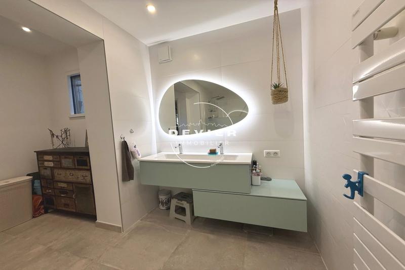 Maison - 156 m² - 6 pièces