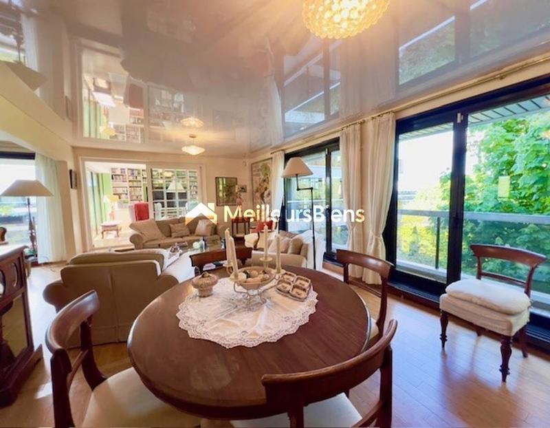 Appartement - 146 m² - 5 pièces