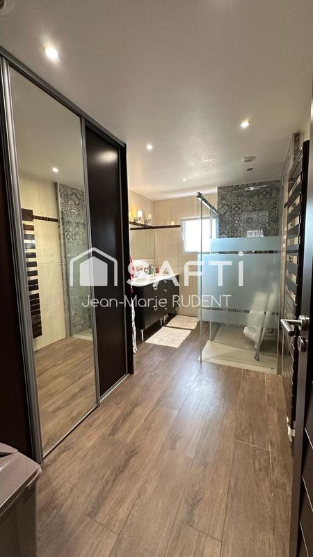 Maison - 132 m² - 5 pièces