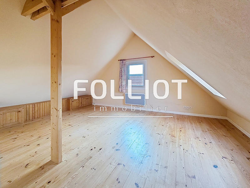 Maison - 137 m² - 6 pièces