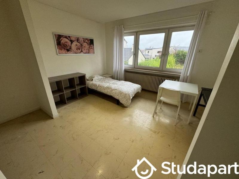 Chambre - 9 m² - 1 pièce