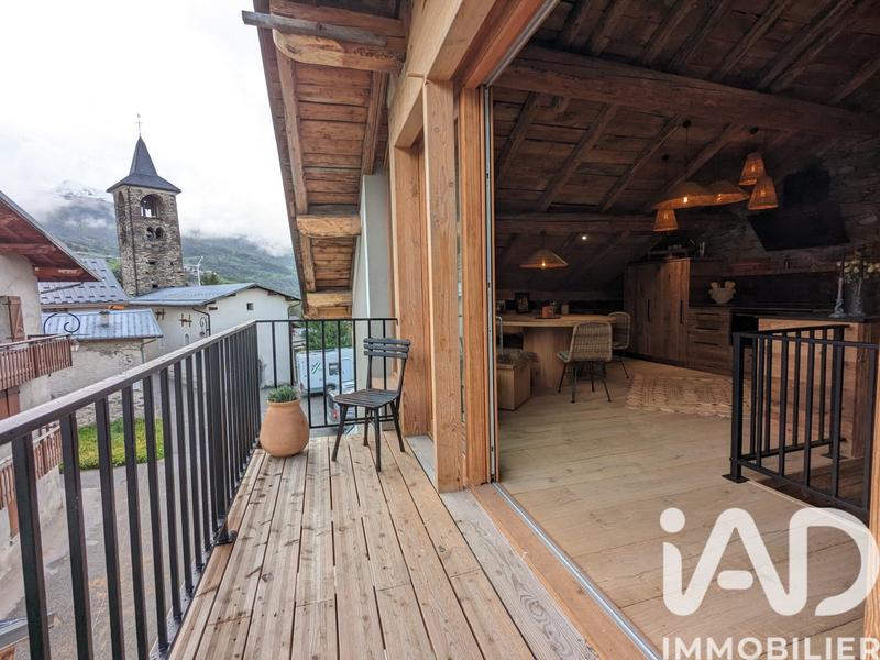 Maison - 135 m² - 6 pièces