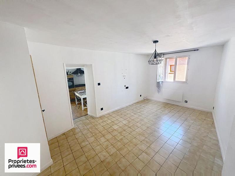 Maison - 96 m² - 5 pièces