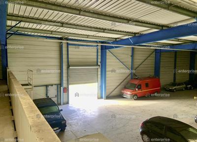 Local d'activité / Entrepôt - 1 600 m²