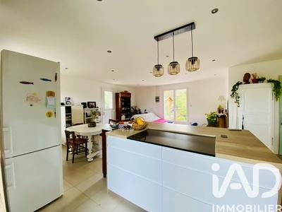 Maison - 115 m² - 6 pièces