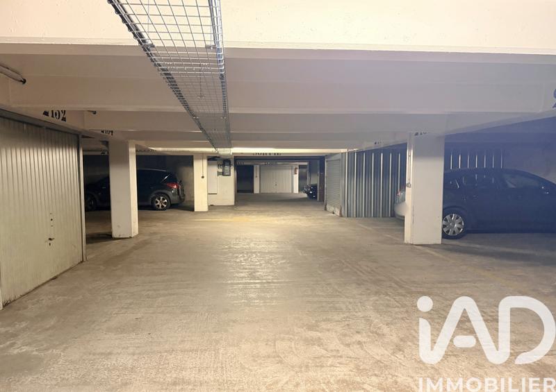 Parking - 12 m²