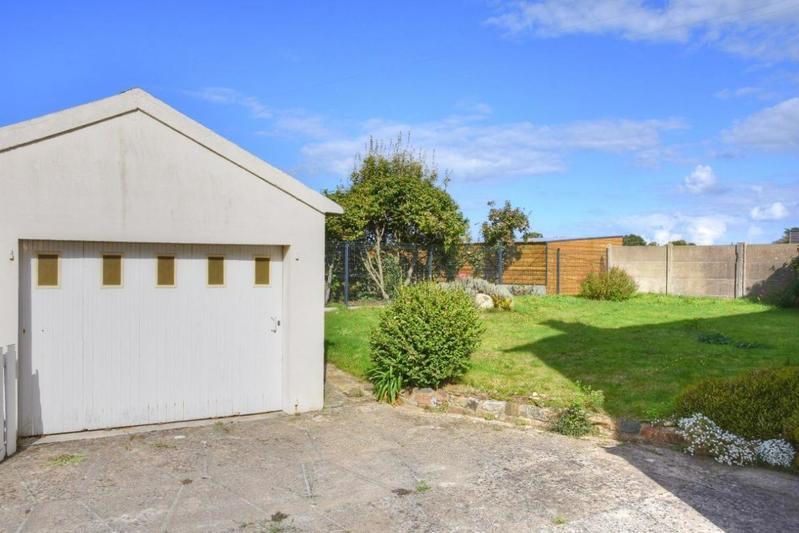 Maison - 142 m² - 8 pièces