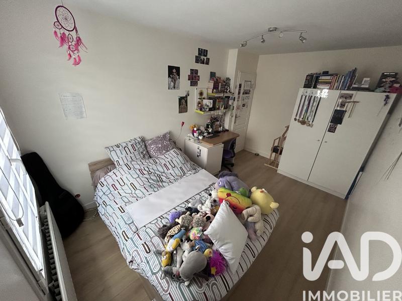 Maison - 93 m² - 4 pièces