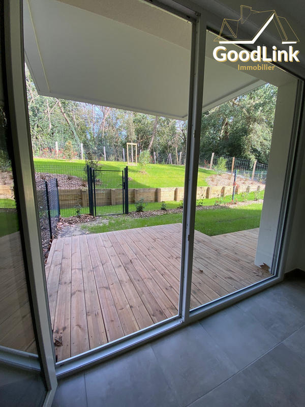 Appartement - 94 m² - 4 pièces