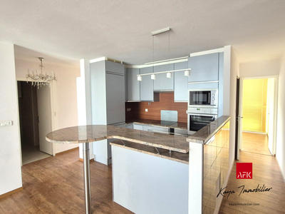 Appartement - 95 m² - 4 pièces