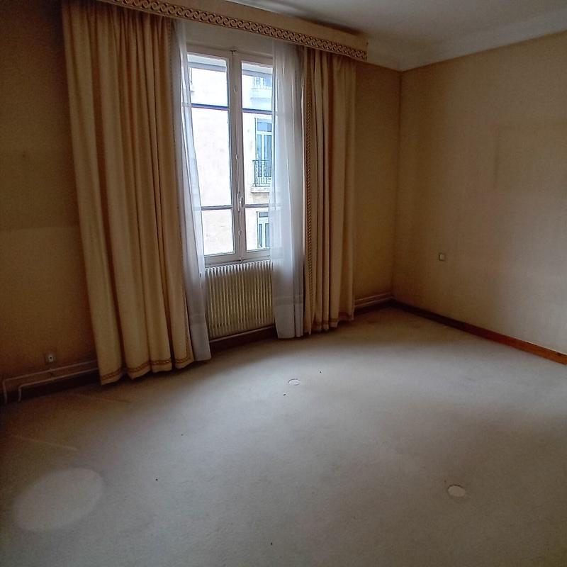 Appartement - 85 m² - 3 pièces