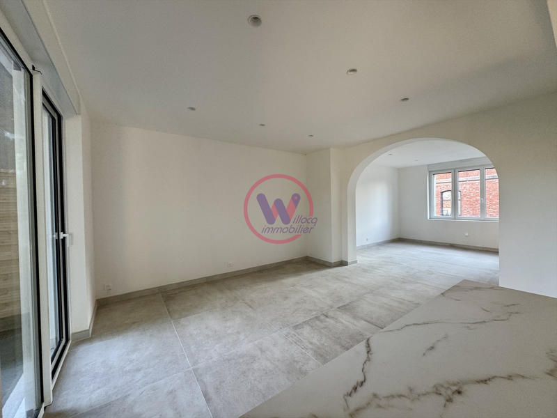 Maison - 163 m² - 10 pièces