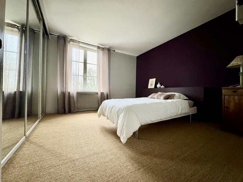 Maison ancienne - 222 m² - 8 pièces