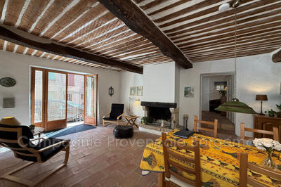 Maison de village - 204 m² - 2 pièces