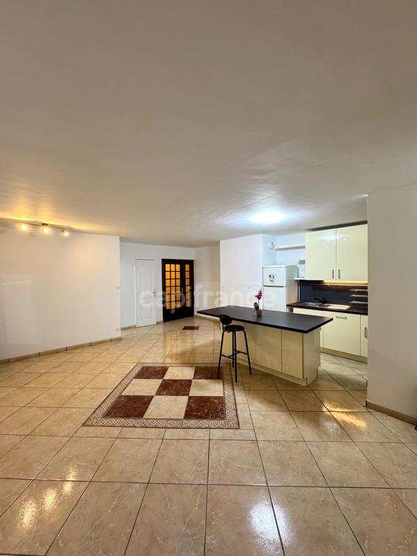 Appartement - 84 m² - 3 pièces