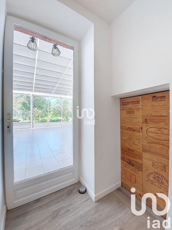 Maison - 247 m² - 10 pièces