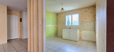 Maison - 98 m² - 4 pièces