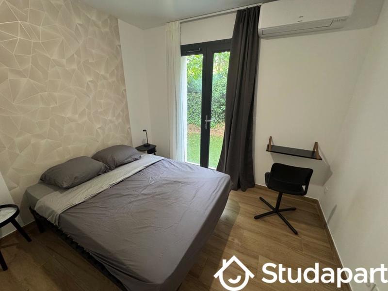 Chambre - 17 m² - 1 pièce