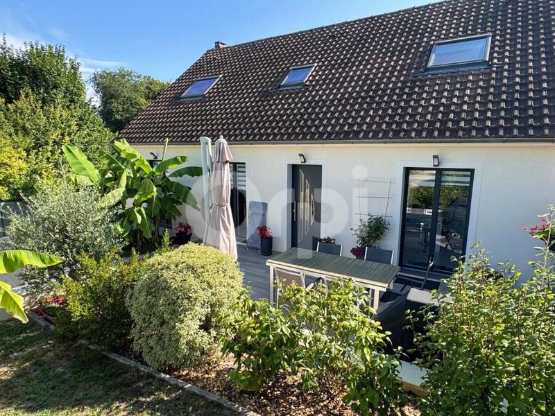 Maison - 140 m² - 6 pièces