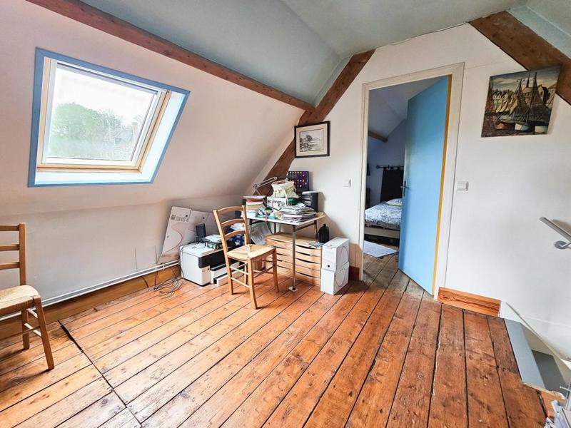 Maison - 102 m² - 4 pièces