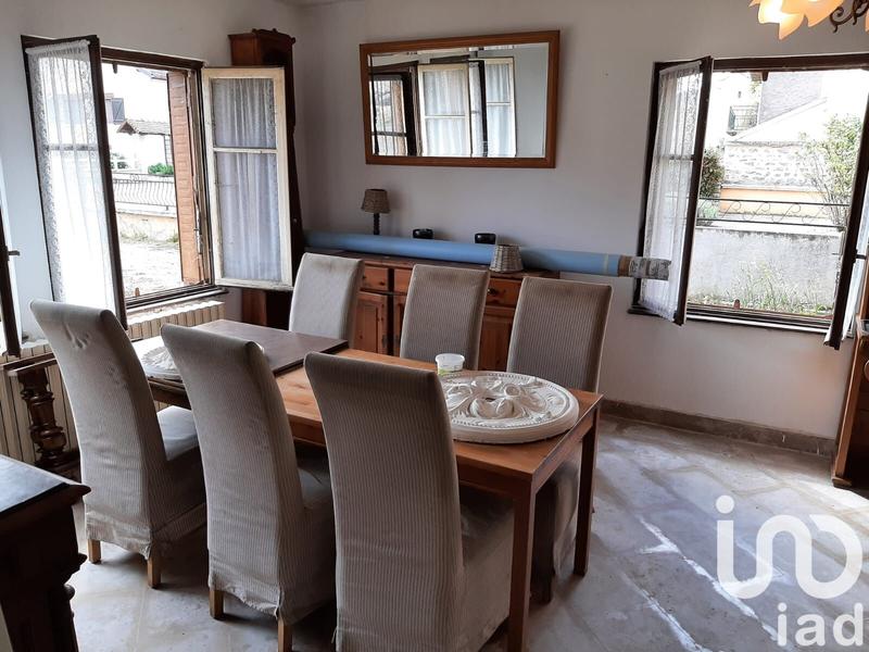 Maison - 137 m² - 5 pièces