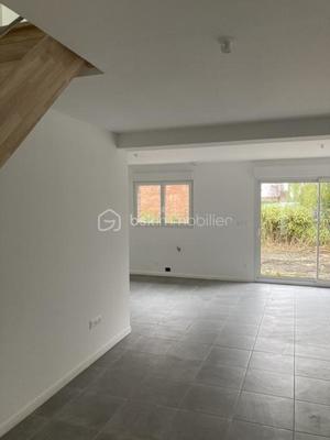 Maison jumelée - 88 m² - 6 pièces
