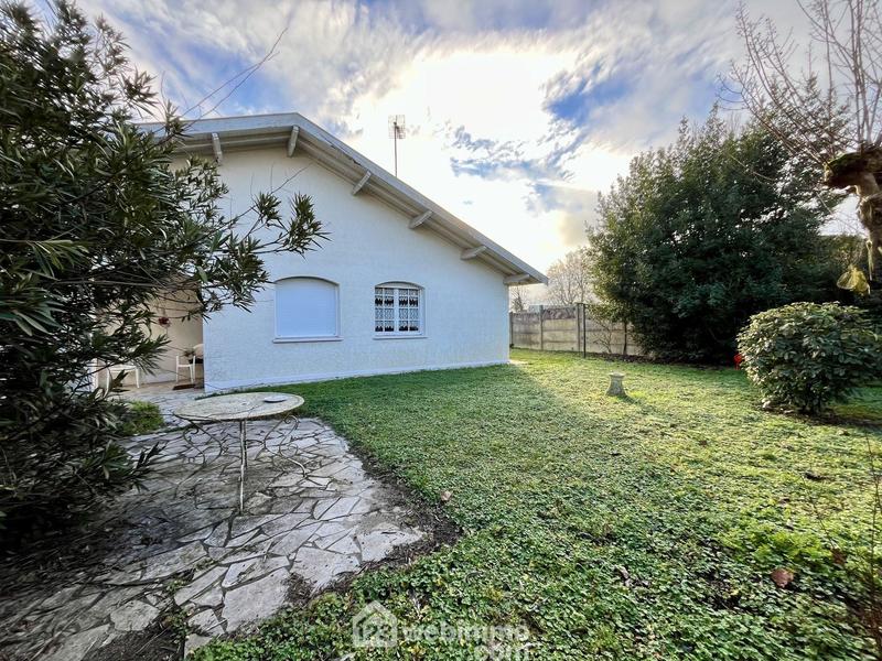 Maison - 93 m² - 4 pièces