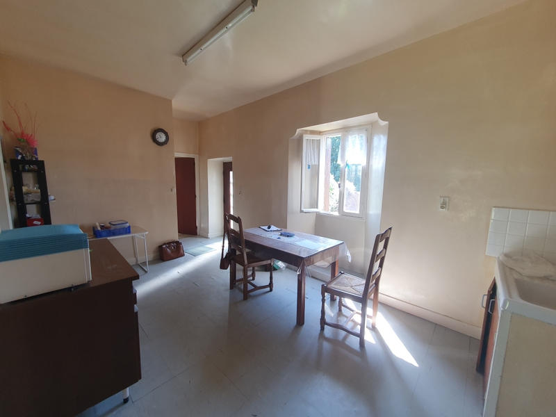 Maison de village - 100 m² - 6 pièces