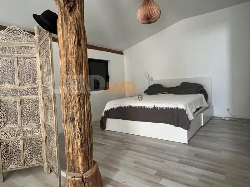 Maison de village - 180 m² - 9 pièces