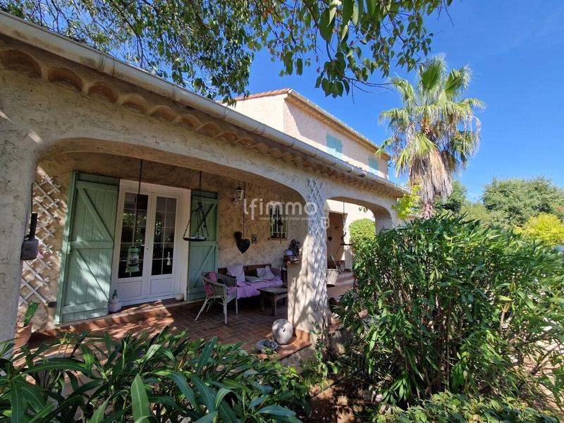 Villa - 157 m² - 7 pièces