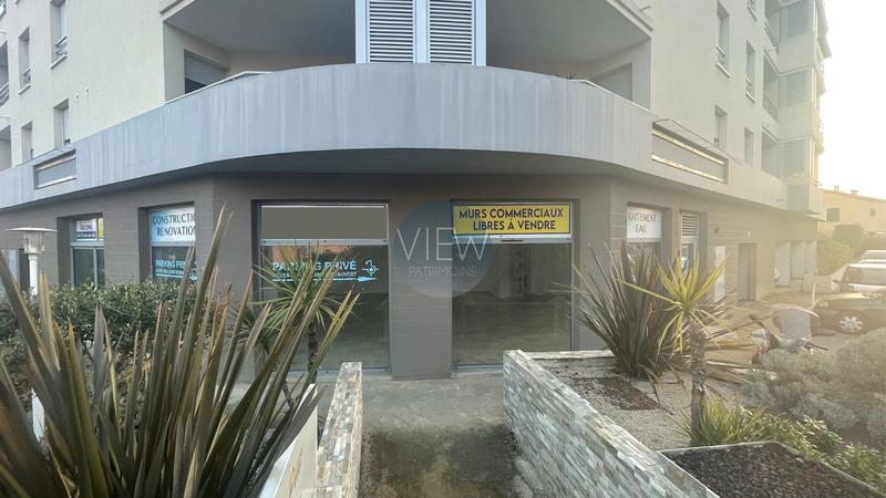 Local commercial - 137 m²