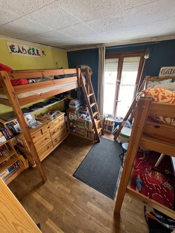 Maison traditionnelle - 73 m² - 4 pièces