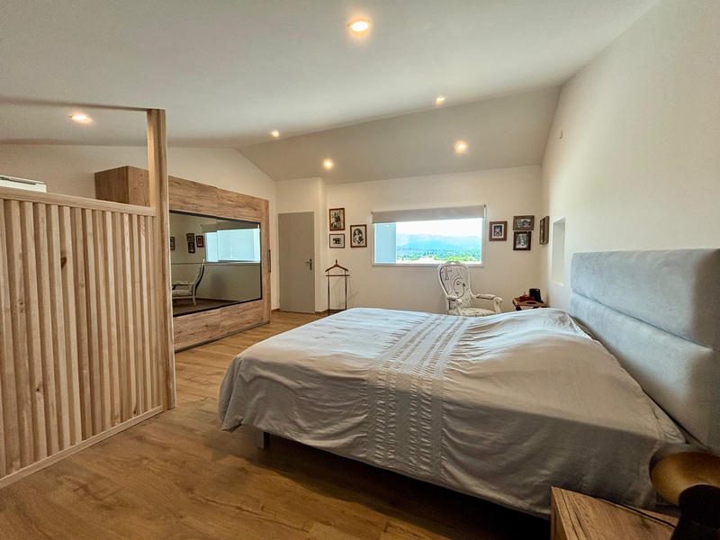 Maison de village - 170 m² - 6 pièces