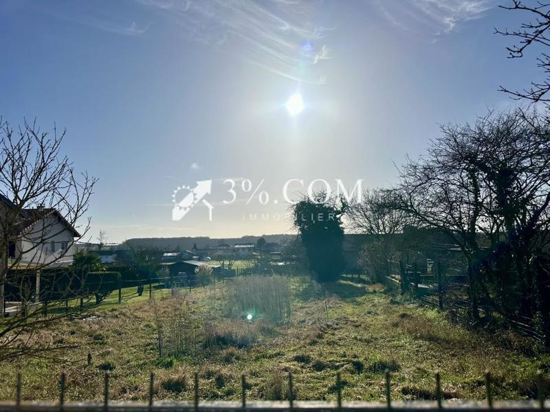 Terrain constructible - 920 m²