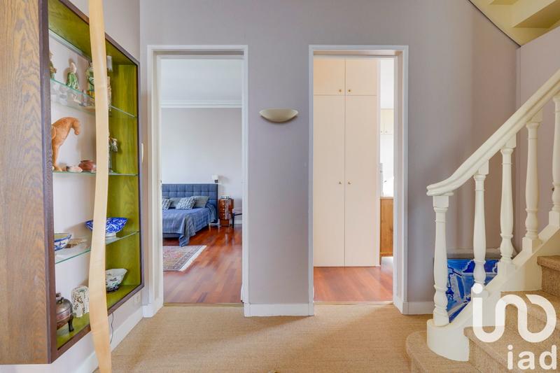 Maison - 191 m² - 5 pièces