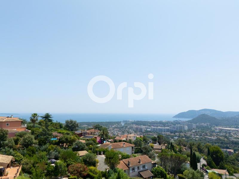 Villa - 280 m² - 8 pièces