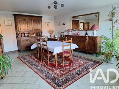Maison de village - 236 m² - 9 pièces