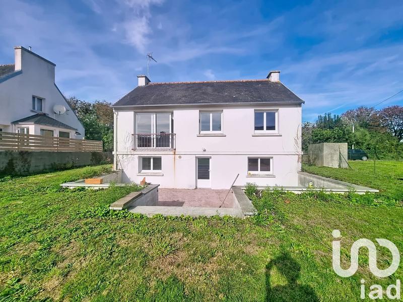 Maison - 96 m² - 8 pièces