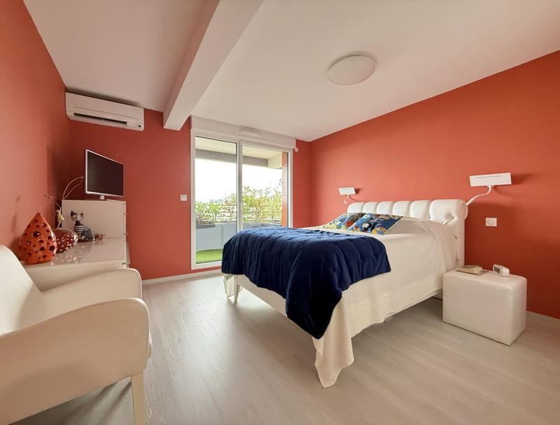 Appartement - 90 m² - 3 pièces