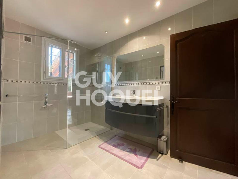 Maison - 125 m² - 5 pièces