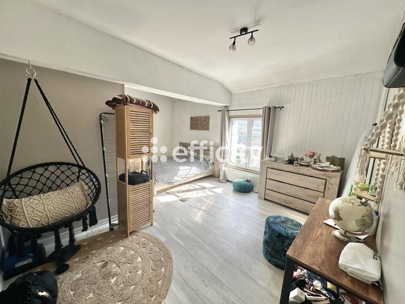 Maison - 127 m² - 5 pièces