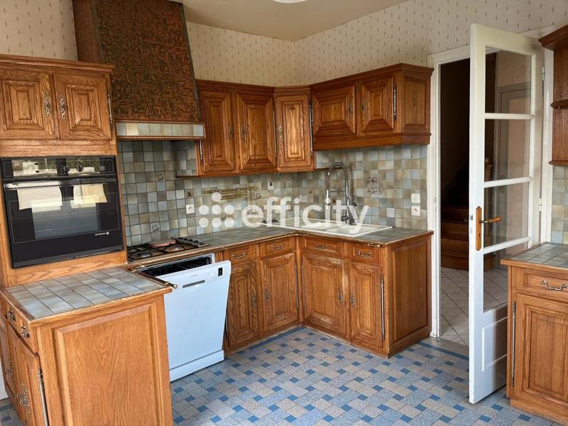 Maison - 188 m² - 7 pièces