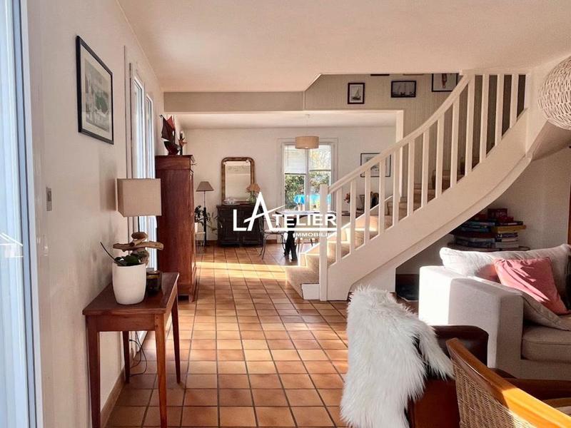 Maison - 149 m² - 7 pièces